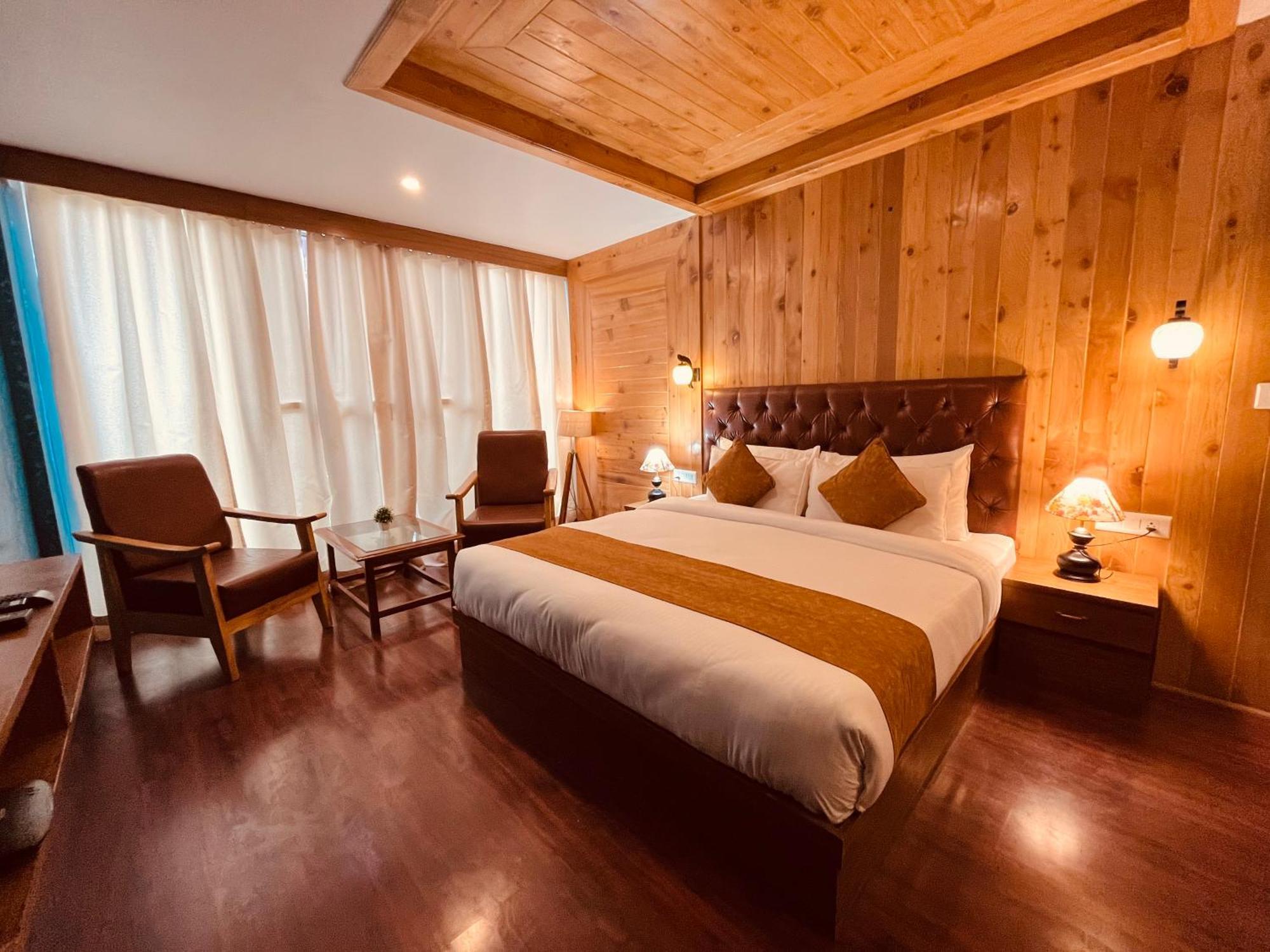 Tata Vista Resort Mall Road Manali - Centrally Heated & Air Cooled Manāli Exterior foto