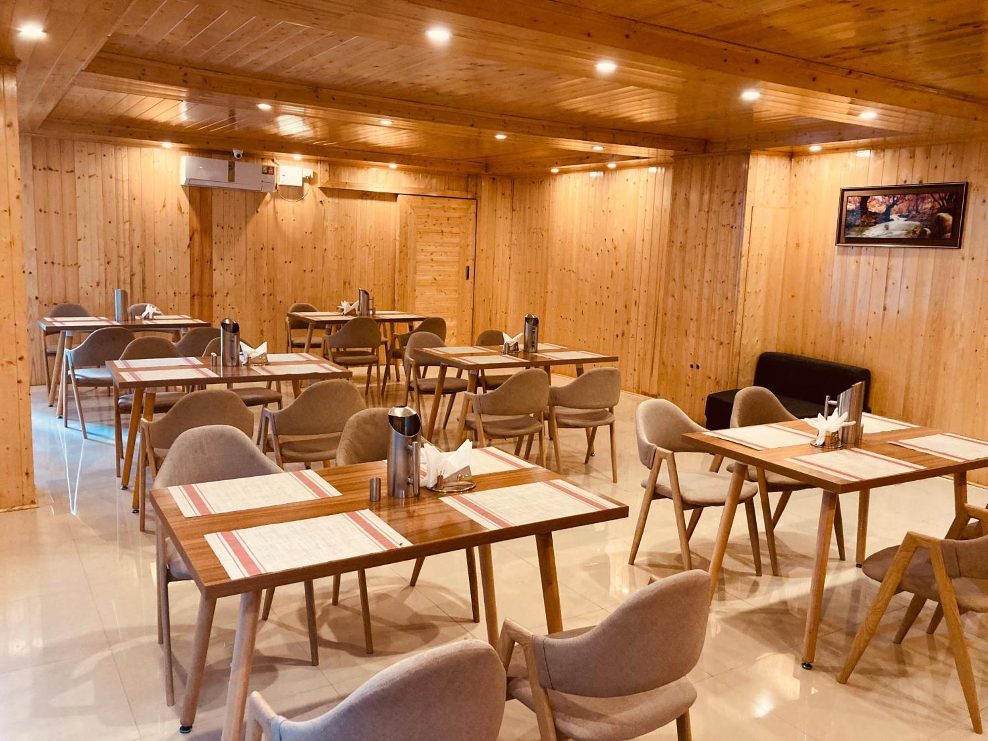 Tata Vista Resort Mall Road Manali - Centrally Heated & Air Cooled Manāli Exterior foto