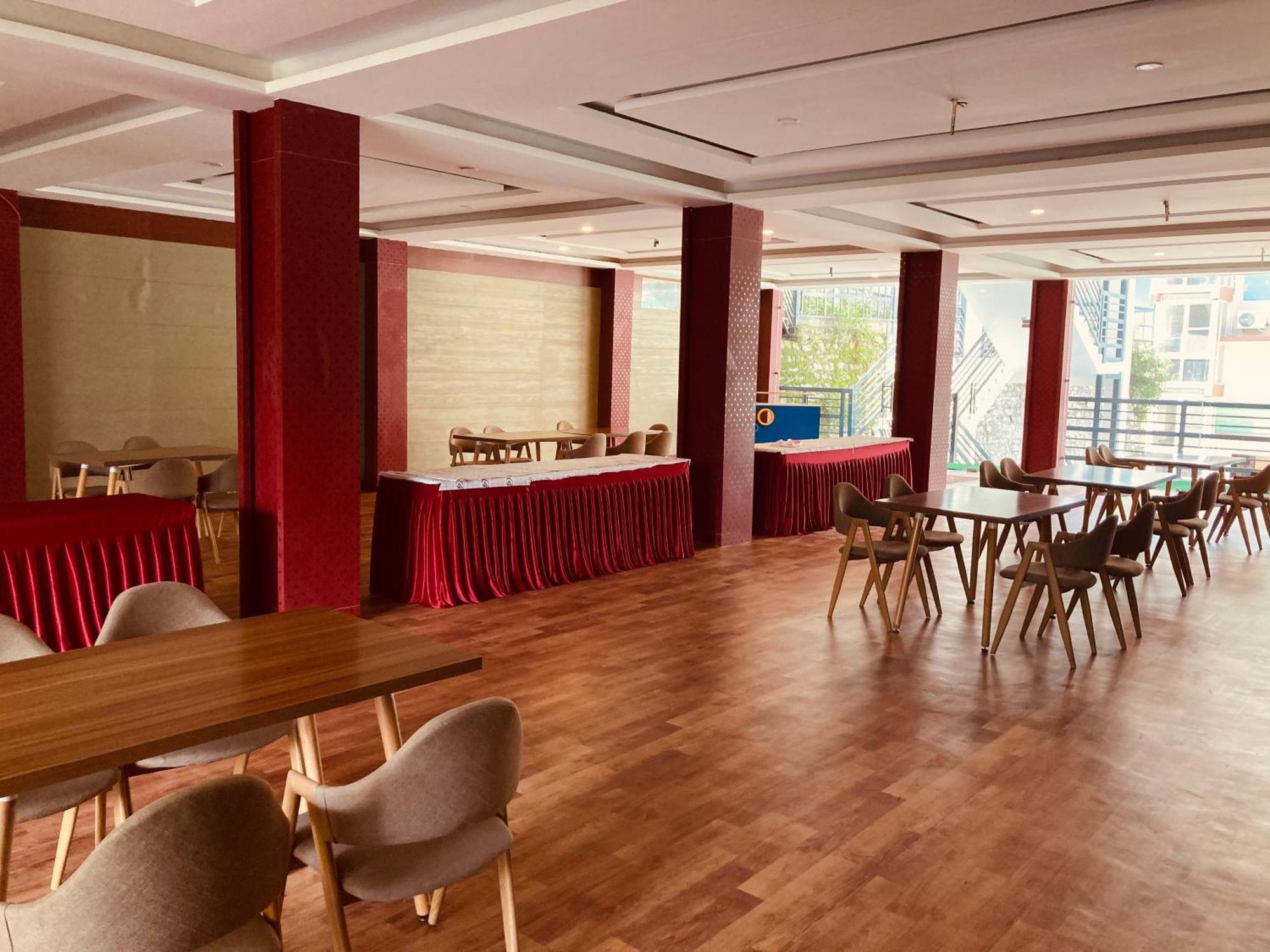 Tata Vista Resort Mall Road Manali - Centrally Heated & Air Cooled Manāli Exterior foto